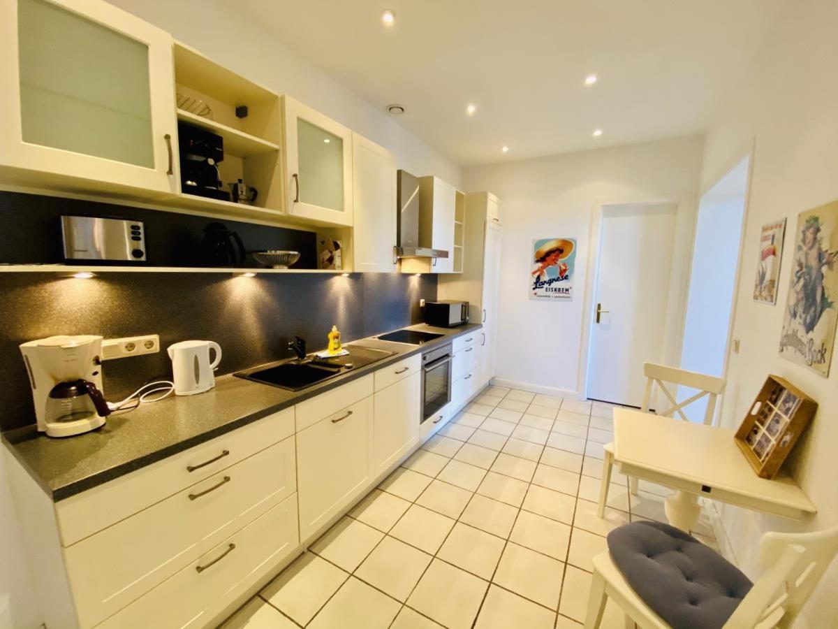 Berringer, Backbord, Direkt An Der Promenade Apartment Rostock Luaran gambar